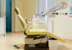 BOI zubné bazálne implantáty Stomaklinik konzultácia